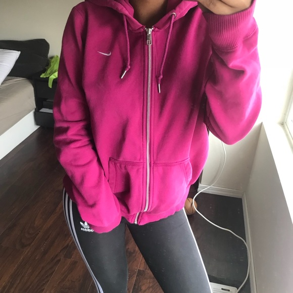 Nike Jackets & Blazers - TODAY ONLY 🌹 Nike jacket